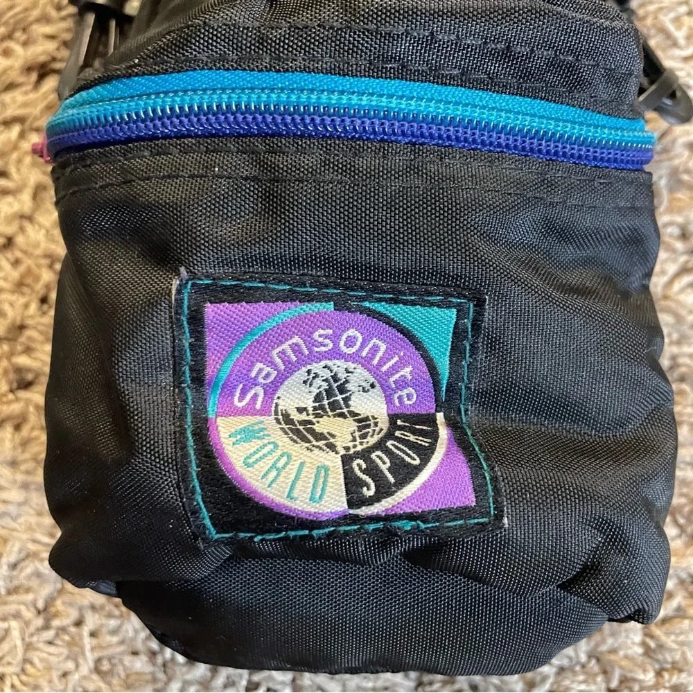 Vintage Samsonite World Sport #25 Camera Bag With Adjustable Strap‎